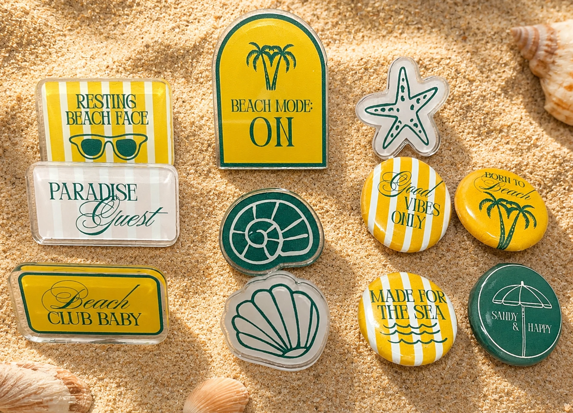 Coleção de pins ilustrados do Beach Club